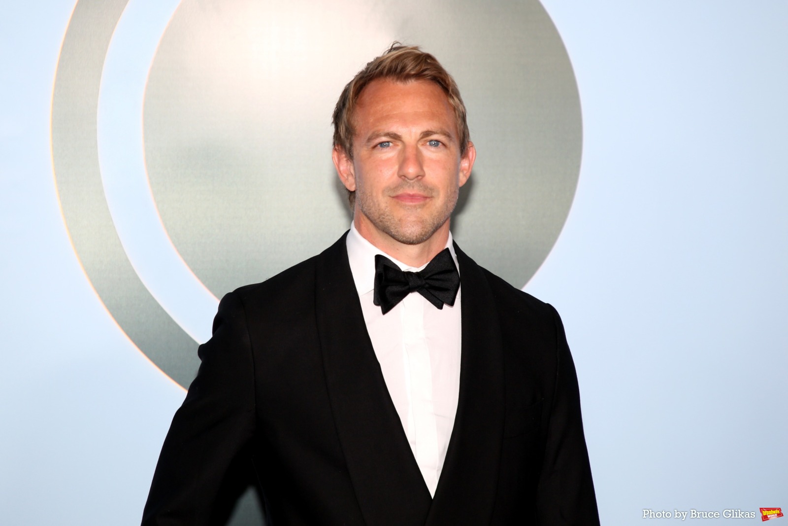 Photos: 2026 Tony Awards- Stars Walk the Red Carpet Image