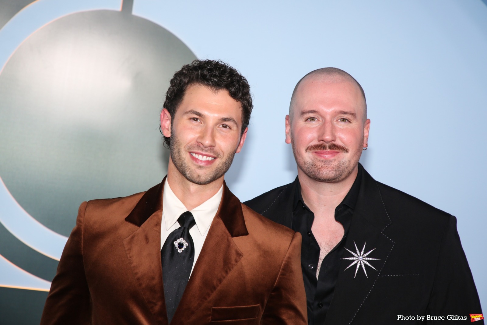 Photos: 2026 Tony Awards- Stars Walk the Red Carpet Image