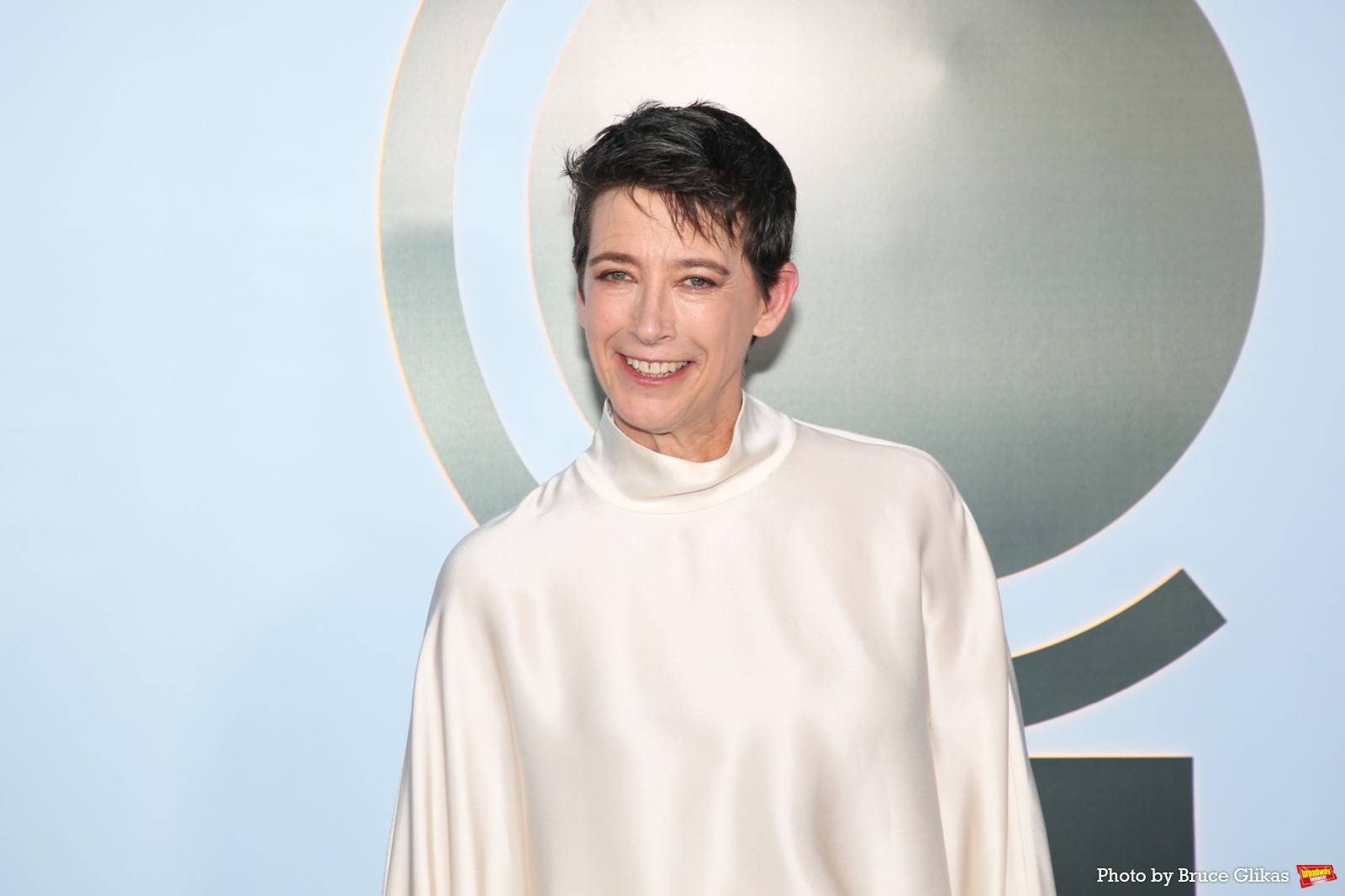 Photos: 2026 Tony Awards- Stars Walk the Red Carpet Image