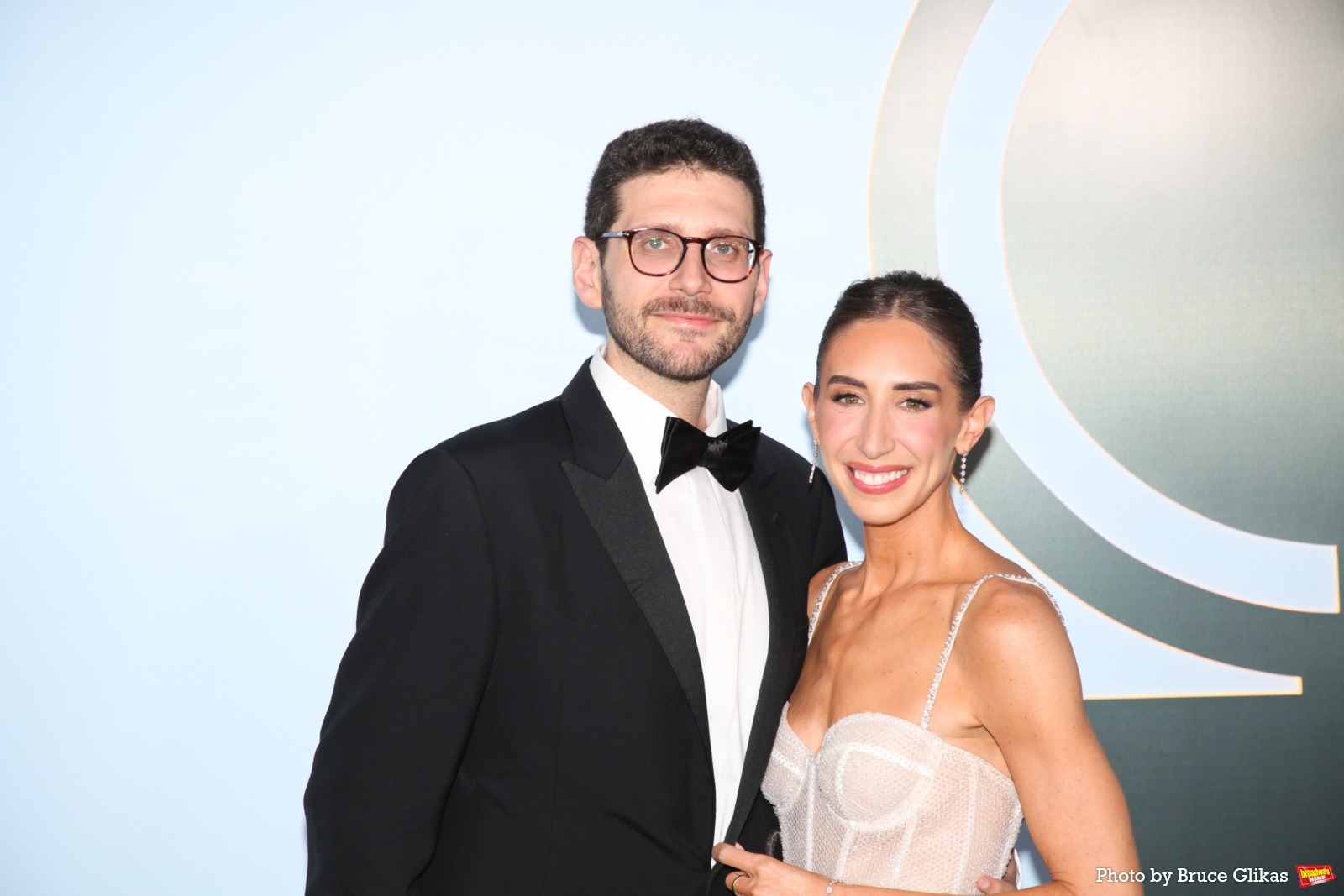 Photos: 2026 Tony Awards- Stars Walk the Red Carpet Image