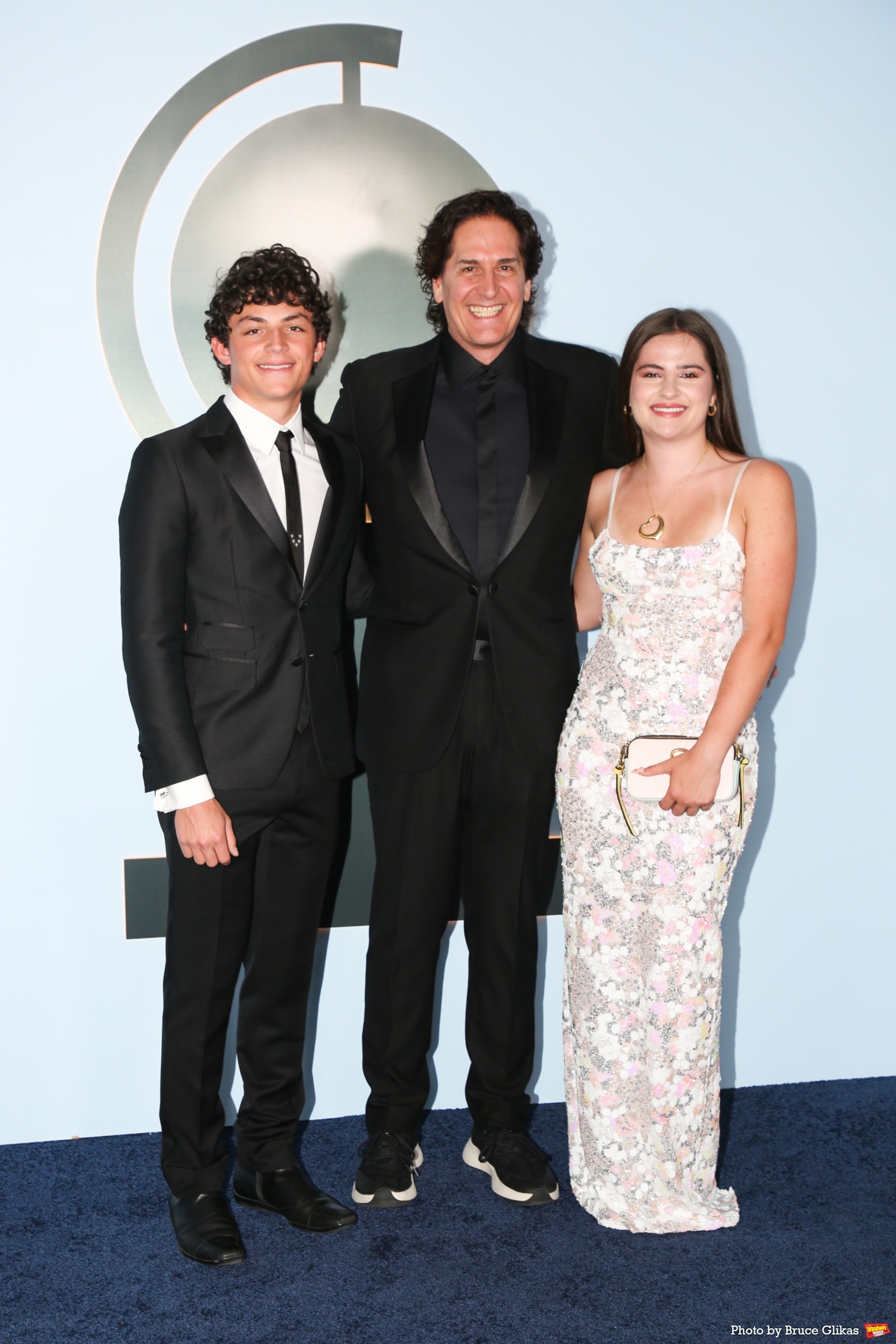Photos: 2026 Tony Awards- Stars Walk the Red Carpet Image