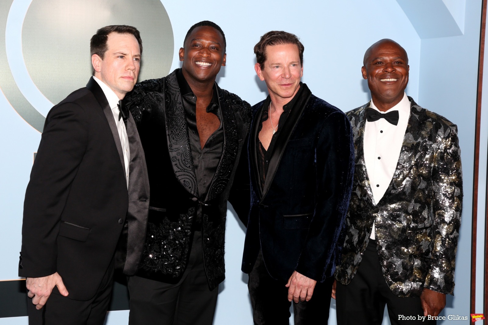 Photos: 2026 Tony Awards- Stars Walk the Red Carpet Image