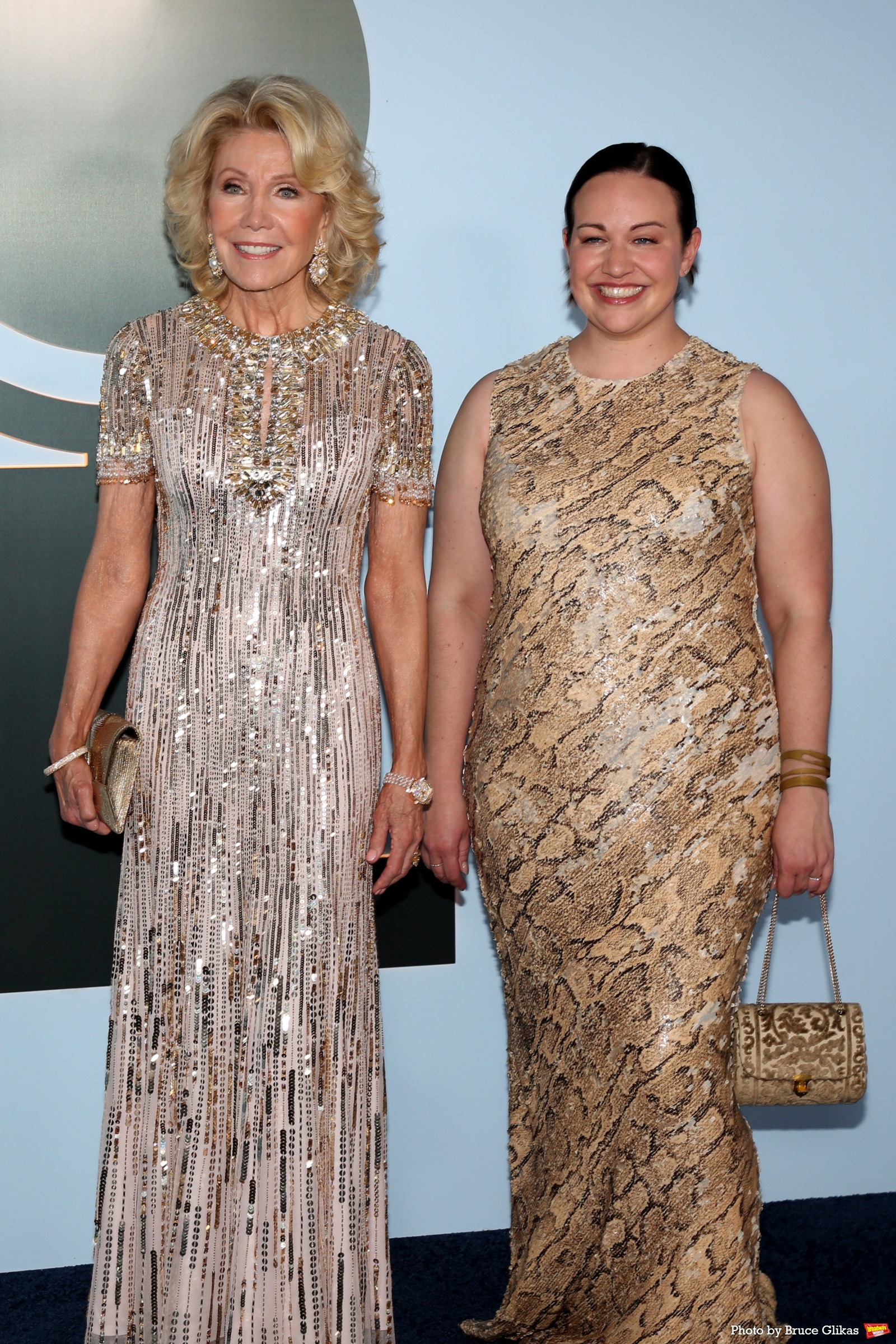 Photos: 2026 Tony Awards- Stars Walk the Red Carpet Image