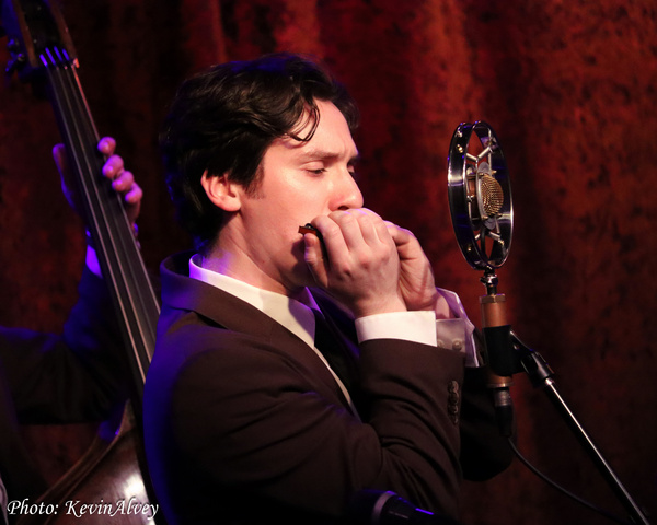 Photos: The Bean Tones Harmonize at Birdland Image