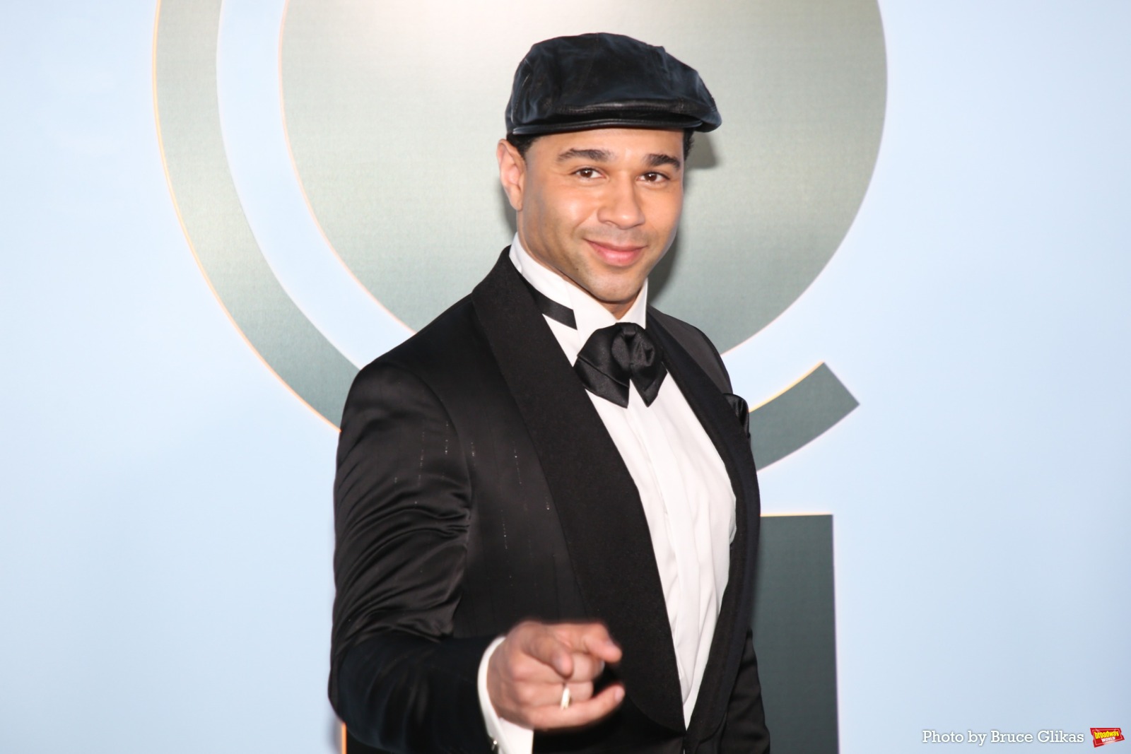 Photos: 2026 Tony Awards- Stars Walk the Red Carpet Image