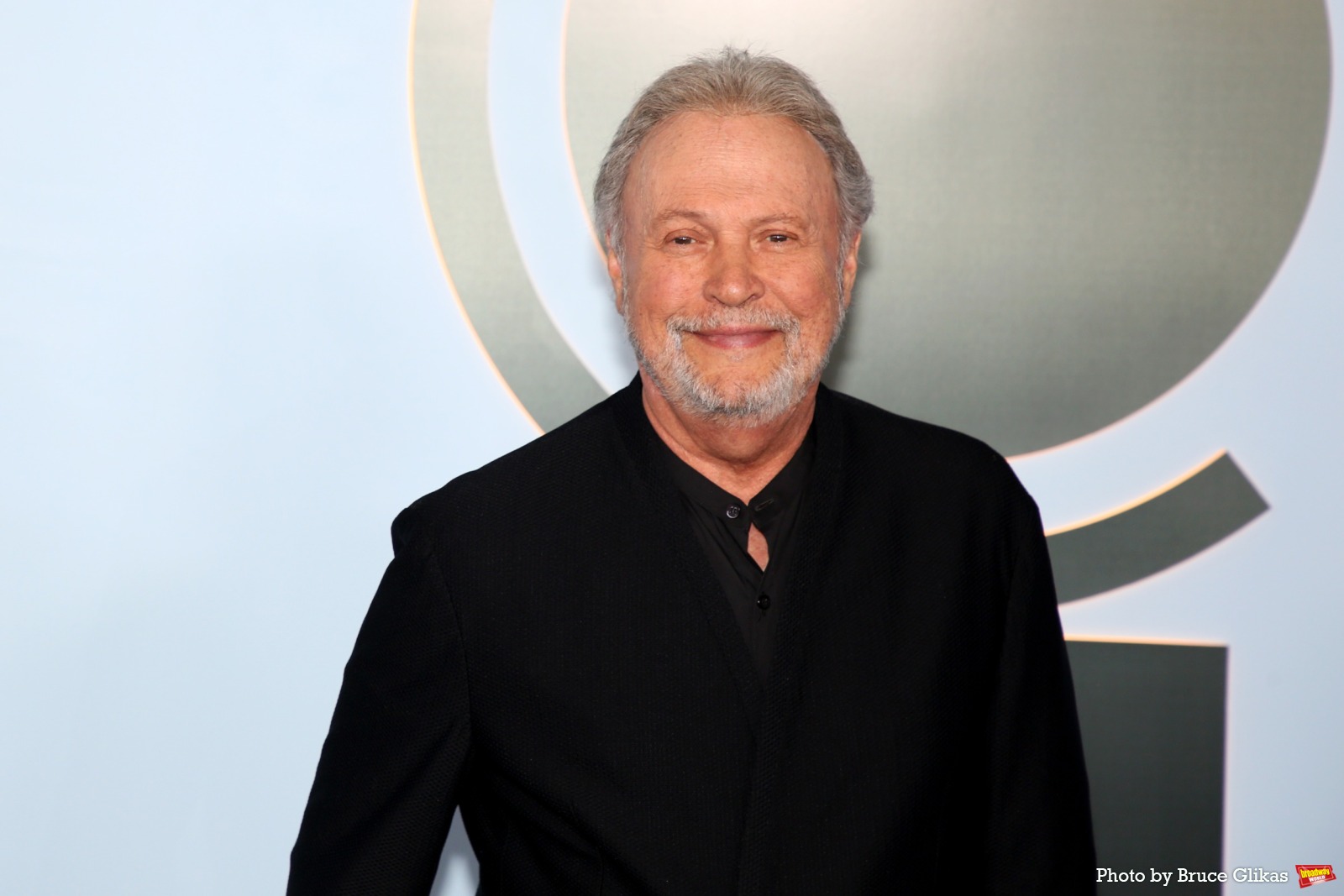 Photos: 2026 Tony Awards- Stars Walk the Red Carpet Image