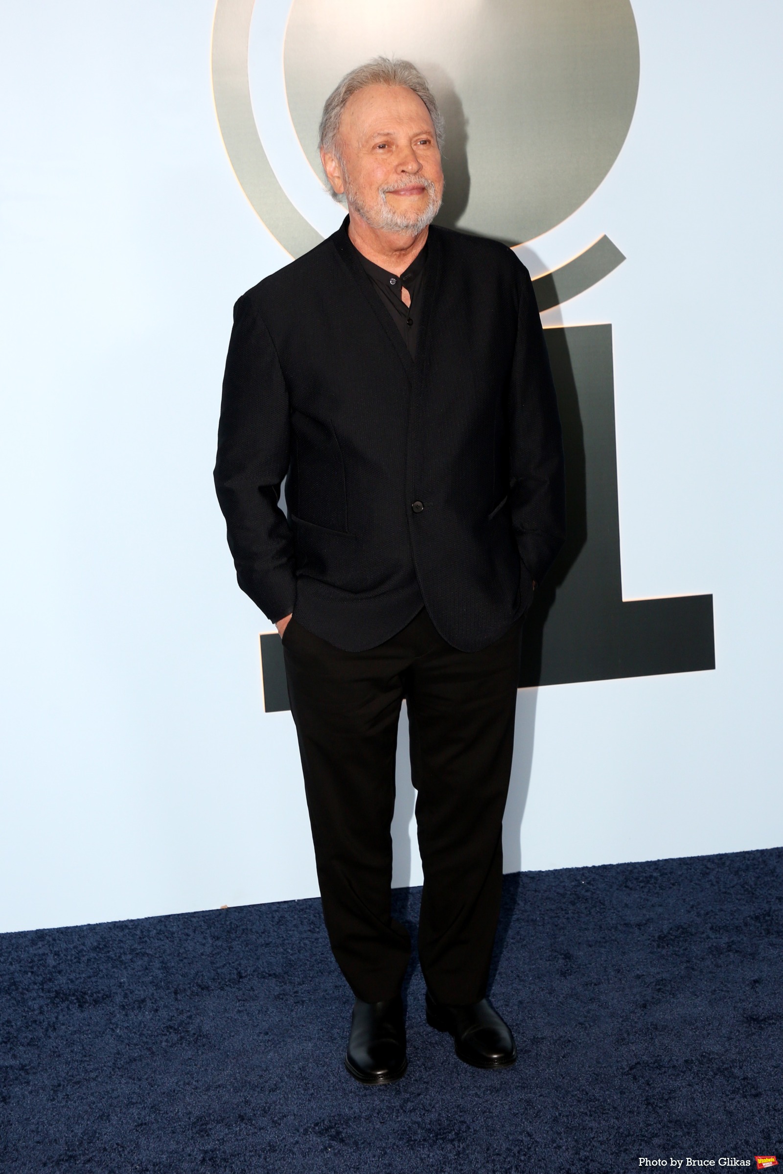 Photos: 2026 Tony Awards- Stars Walk the Red Carpet Image