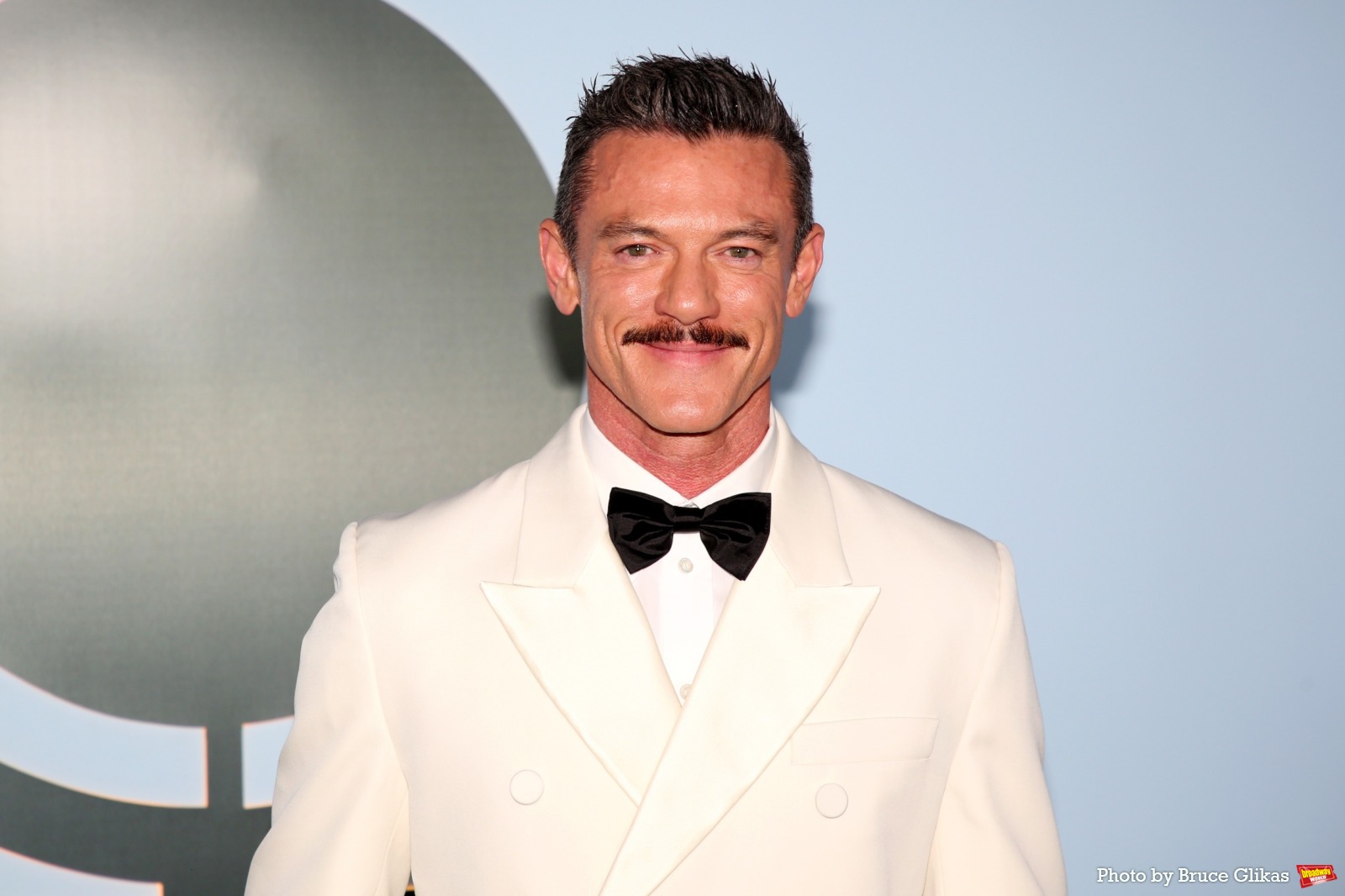 Photos: 2026 Tony Awards- Stars Walk the Red Carpet Image