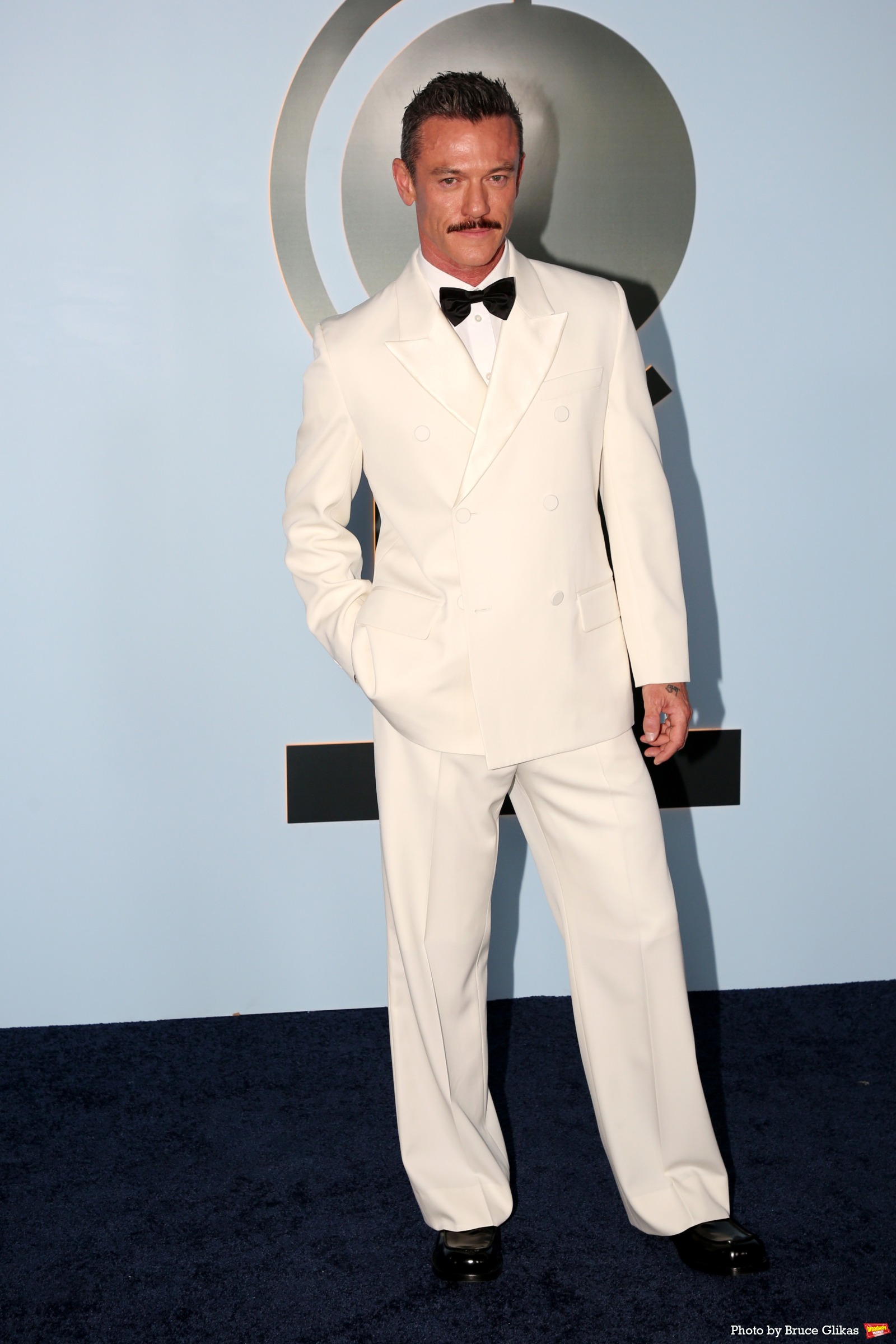 Photos: 2026 Tony Awards- Stars Walk the Red Carpet Image