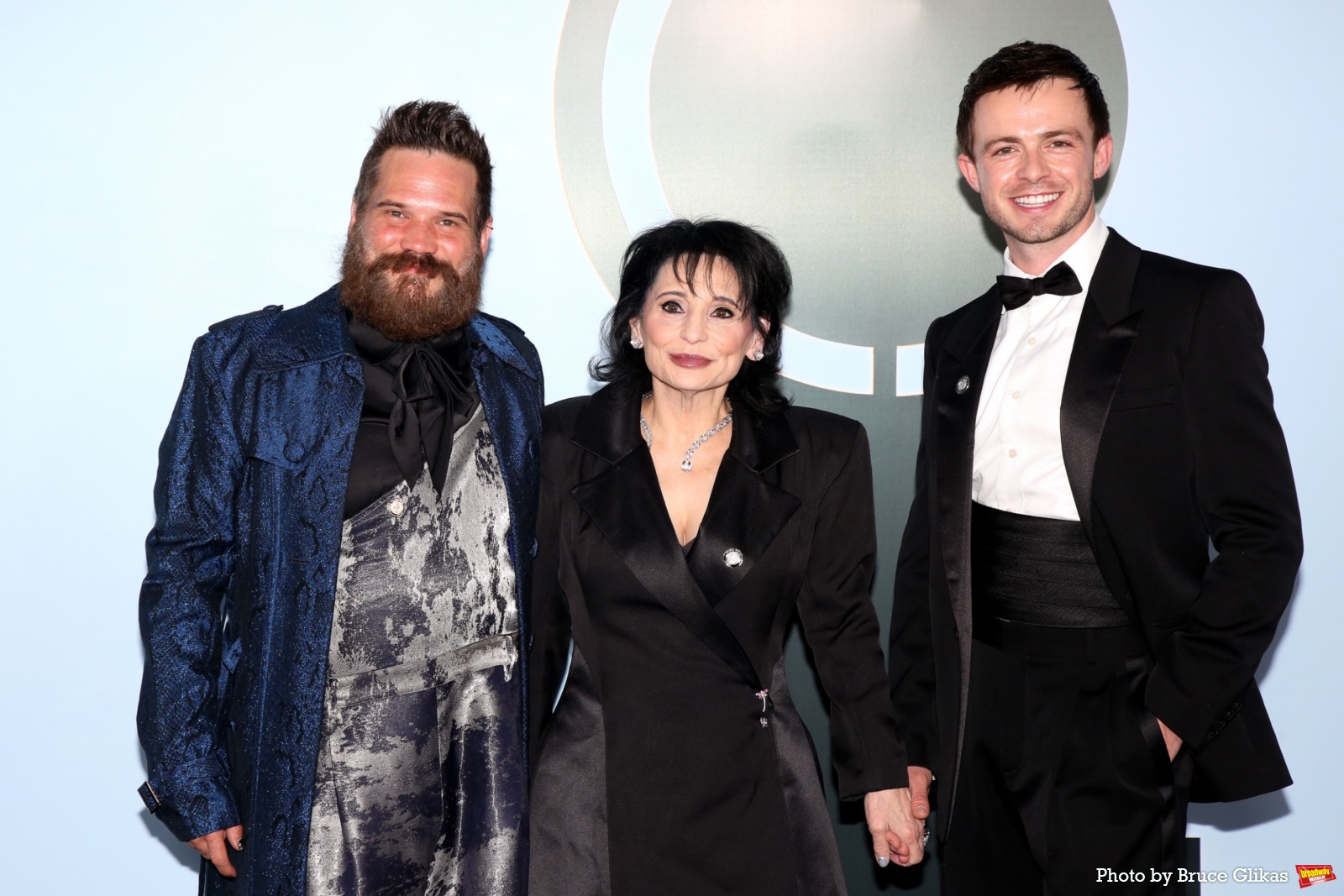 Photos: 2026 Tony Awards- Stars Walk the Red Carpet Image