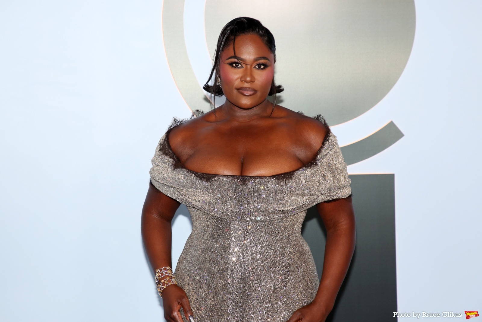 Photos: 2026 Tony Awards- Stars Walk the Red Carpet Image