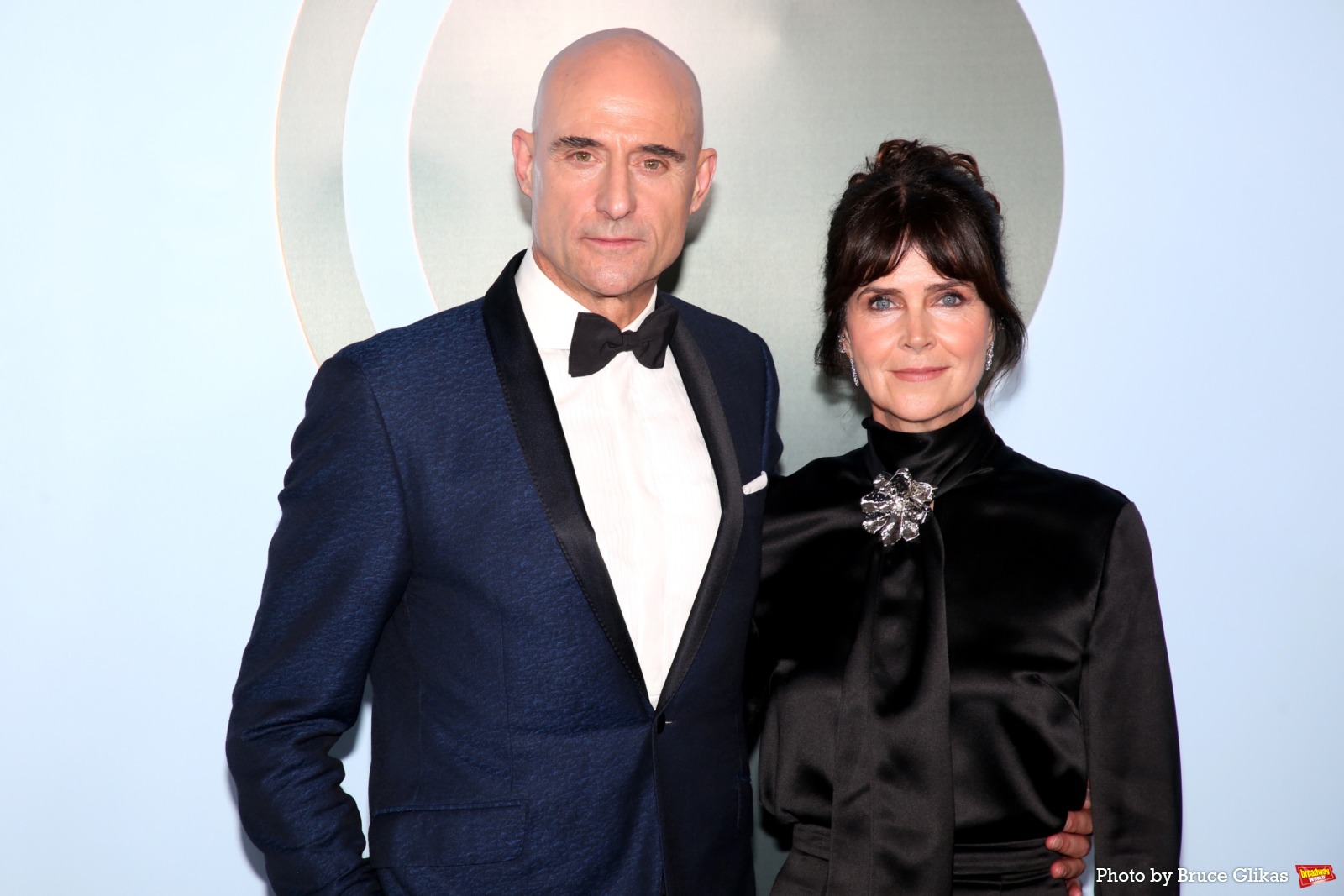 Photos: 2026 Tony Awards- Stars Walk the Red Carpet Image