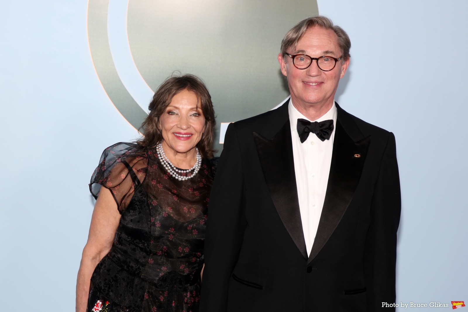 Photos: 2026 Tony Awards- Stars Walk the Red Carpet Image