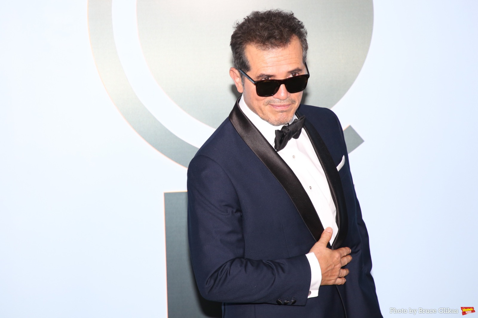 Photos: 2026 Tony Awards- Stars Walk the Red Carpet Image