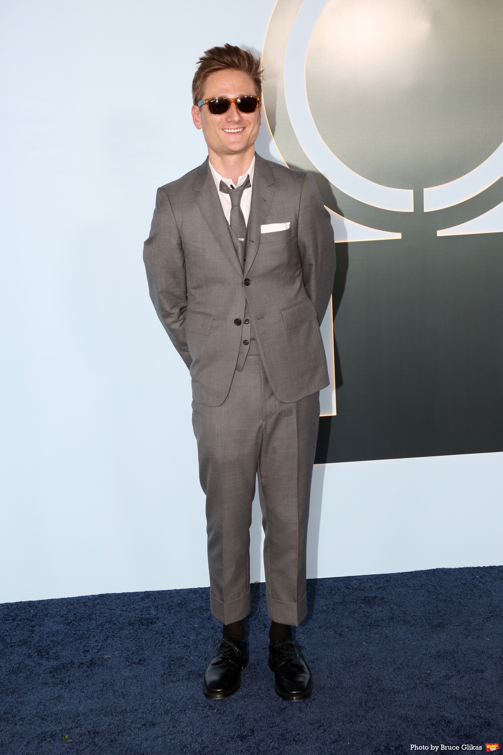 Photos: 2026 Tony Awards- Stars Walk the Red Carpet Image