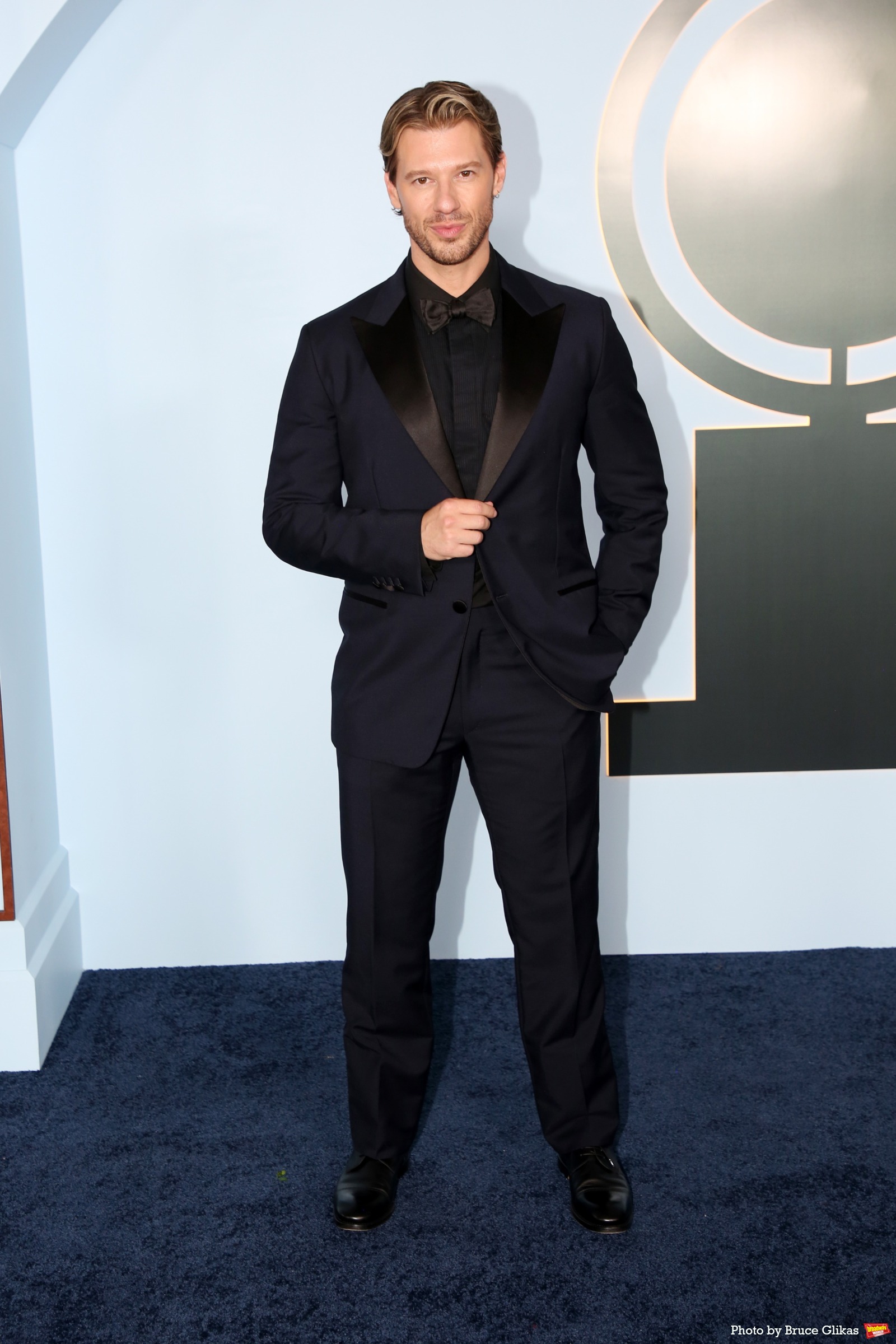 Photos: 2026 Tony Awards- Stars Walk the Red Carpet Image