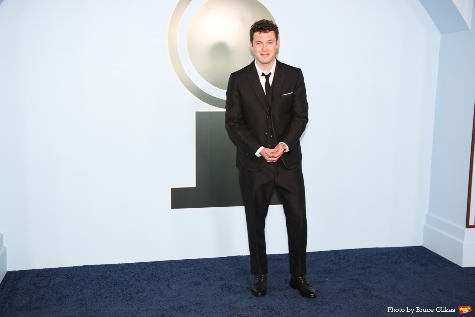 Photos: 2026 Tony Awards- Stars Walk the Red Carpet Image
