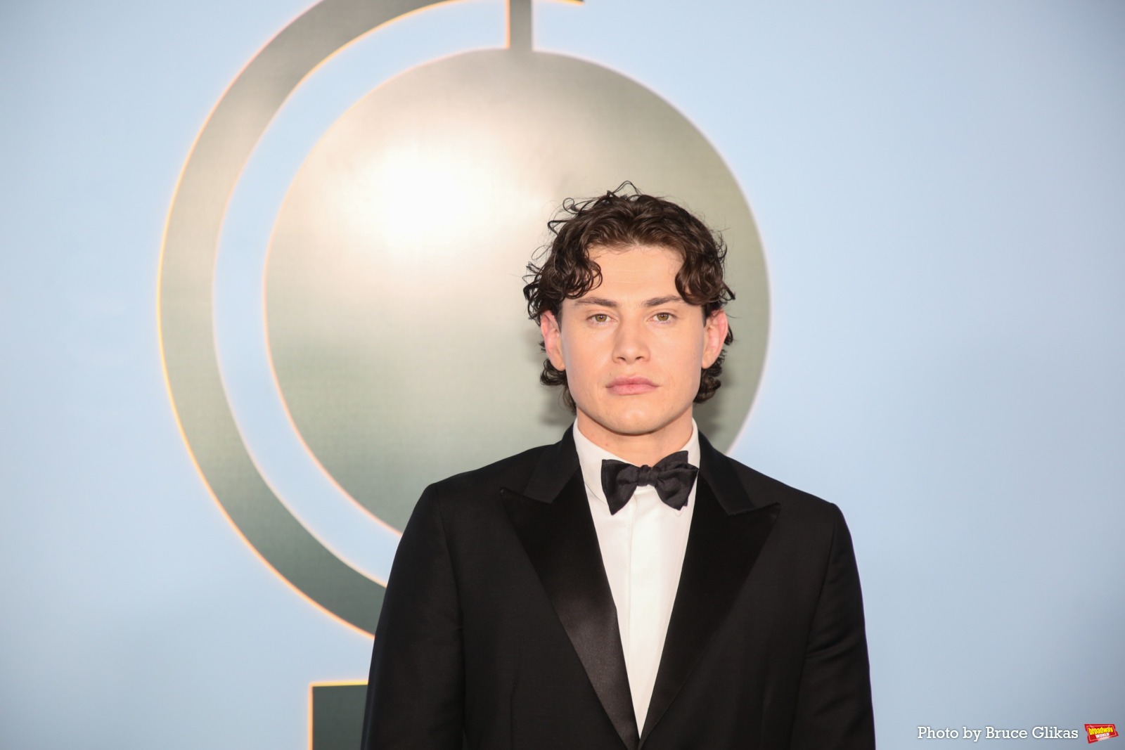 Photos: 2026 Tony Awards- Stars Walk the Red Carpet Image