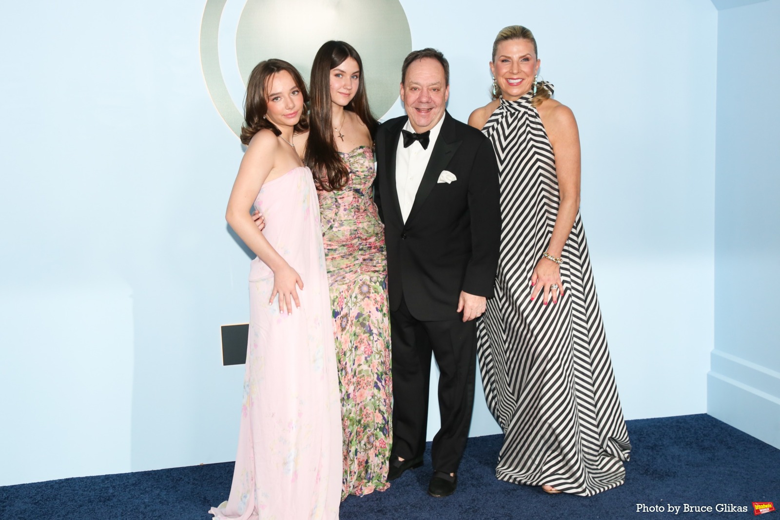 Photos: 2026 Tony Awards- Stars Walk the Red Carpet Image