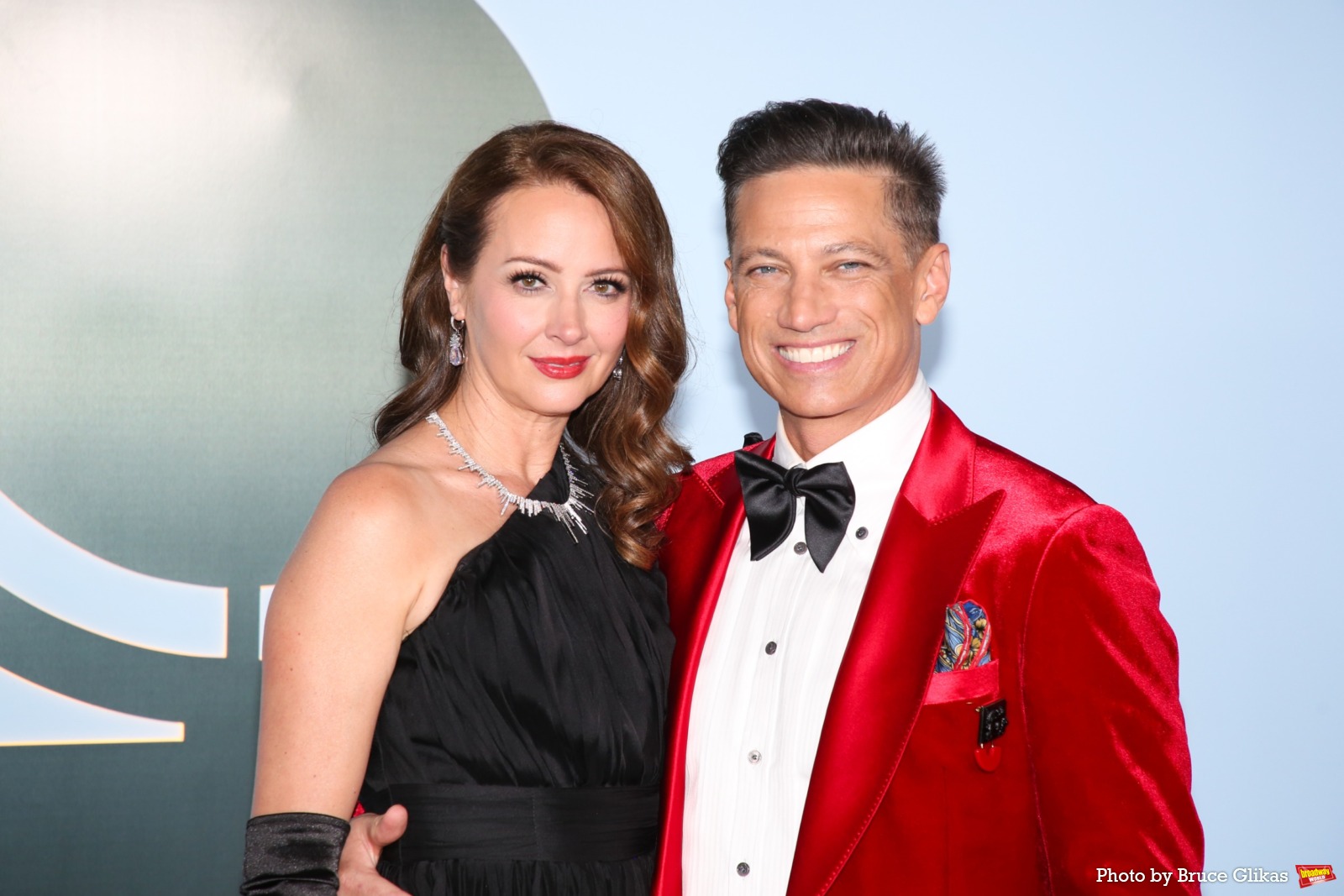 Photos: 2026 Tony Awards- Stars Walk the Red Carpet Image