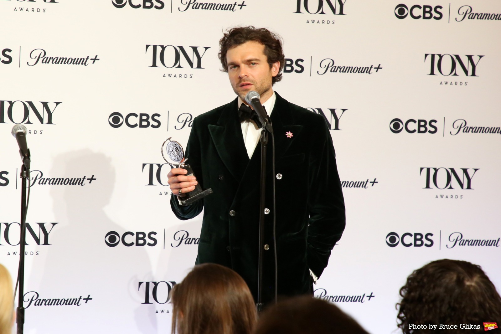 Photos: Backstage with the 2026 Tony Awards Winners Image