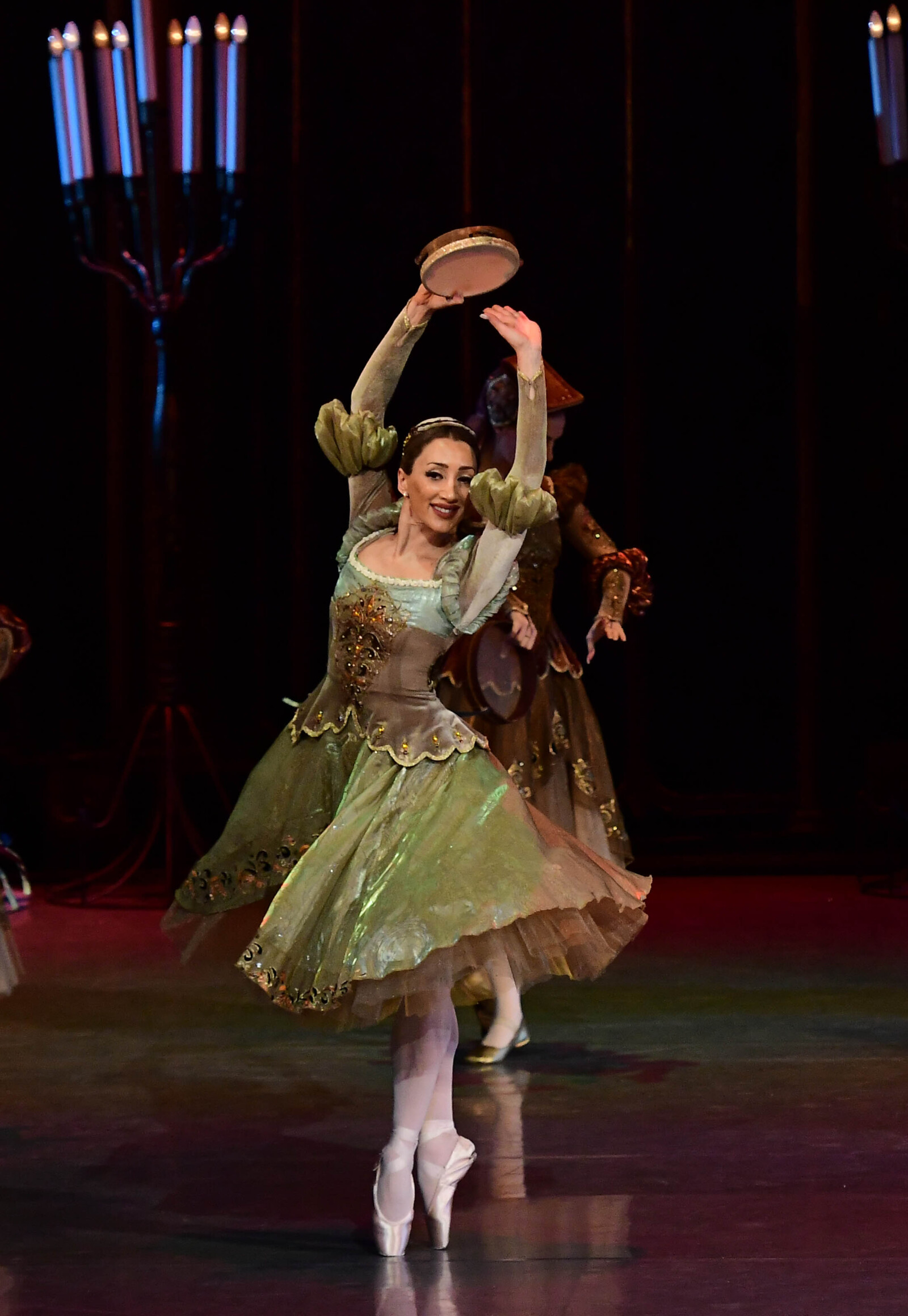 Photos: State Ballet of Georgia Performs SWAN LAKE Ahead of London Coliseum Return Image