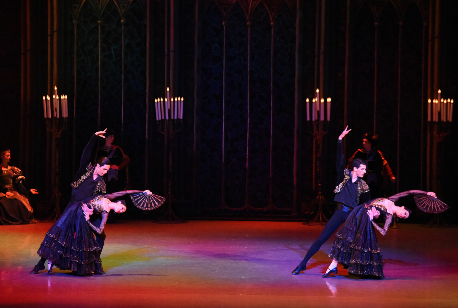Photos: State Ballet of Georgia Performs SWAN LAKE Ahead of London Coliseum Return Image