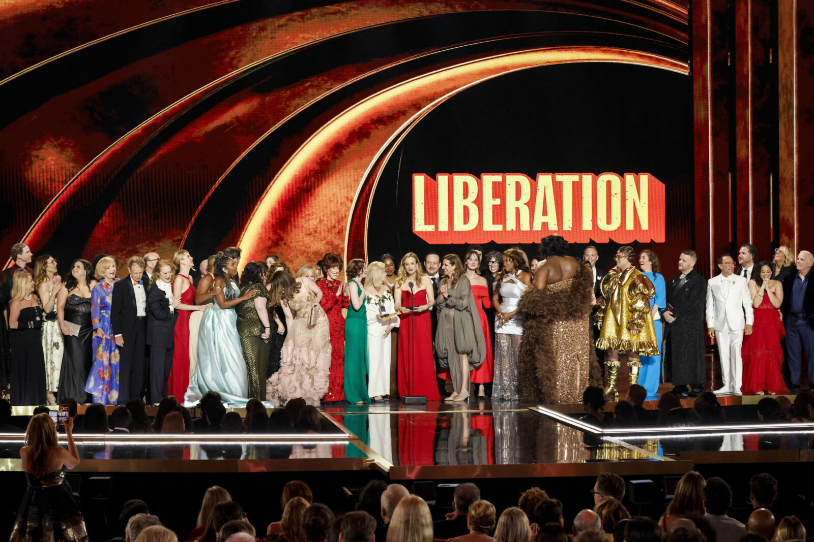 Photos: Inside the 2026 Tony Awards Ceremony Image