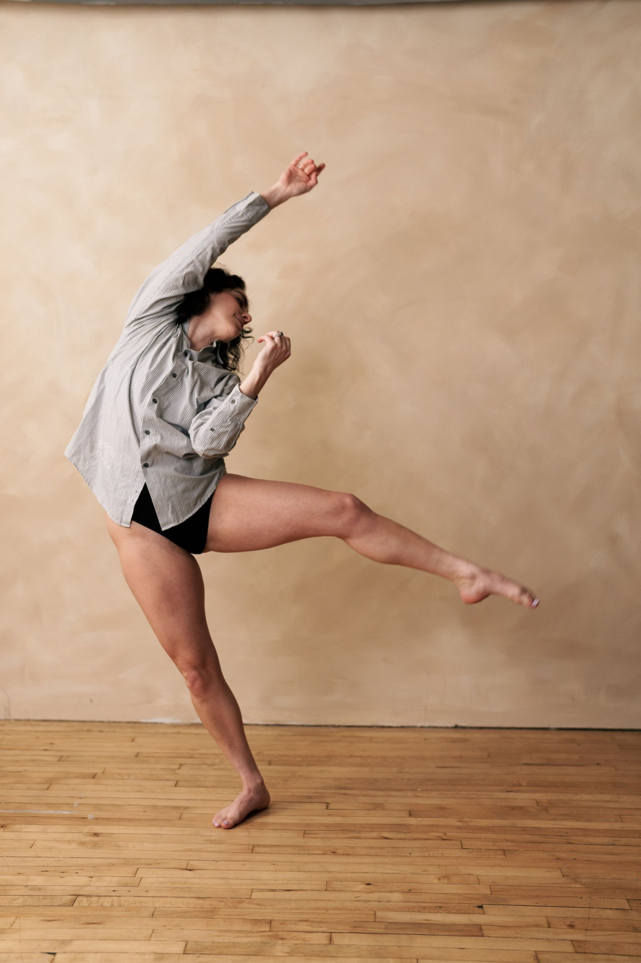 Interview: Elise Mestichelli - Chronicling the Competitive World of the Broadway Audition Image