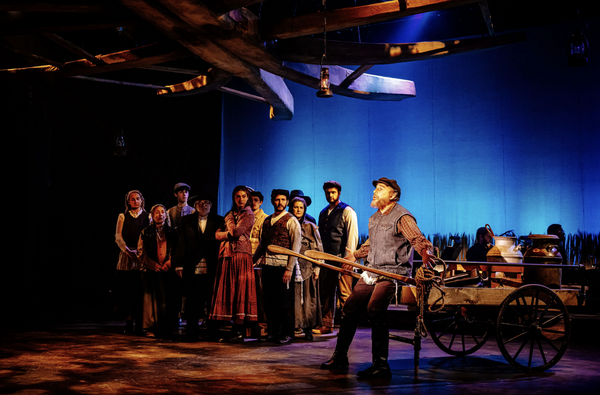 Photos: FIDDLER ON THE ROOF At The Encore Theatre Image