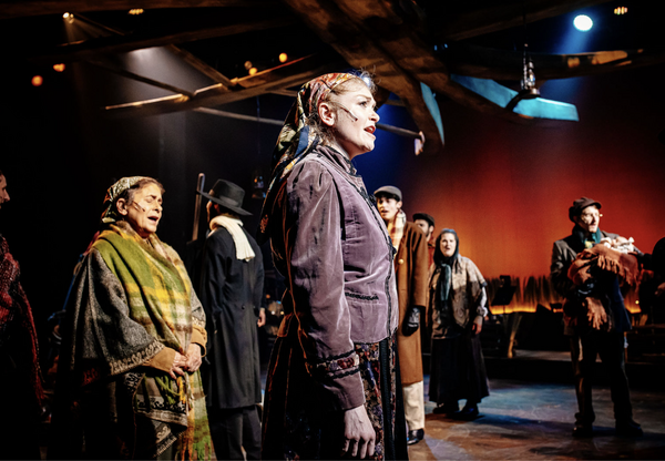Photos: FIDDLER ON THE ROOF At The Encore Theatre Image