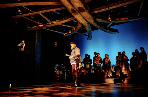 Photos: FIDDLER ON THE ROOF At The Encore Theatre Image