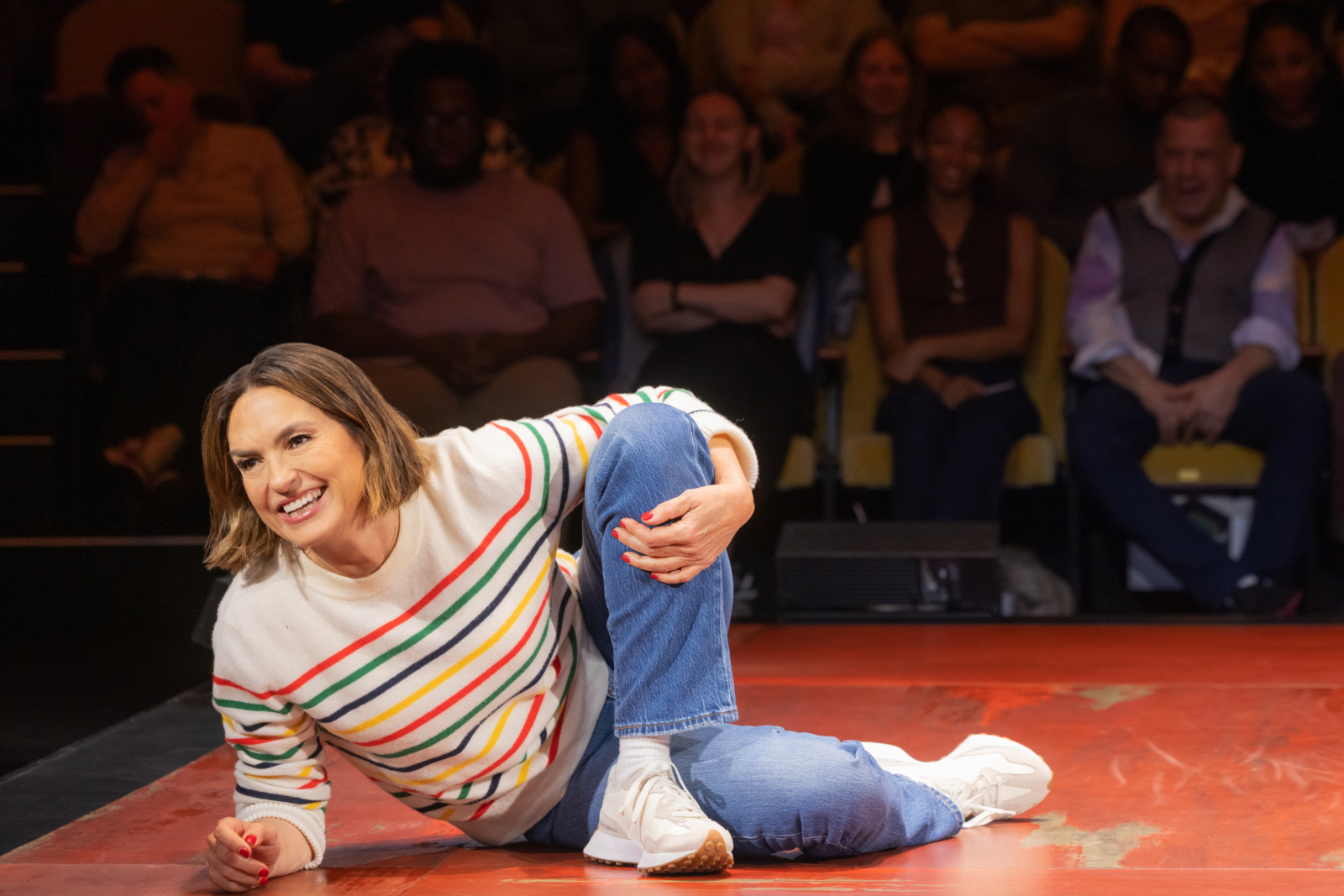 Photos: First Look at Mariska Hargitay in EVERY BRILLIANT THING Image