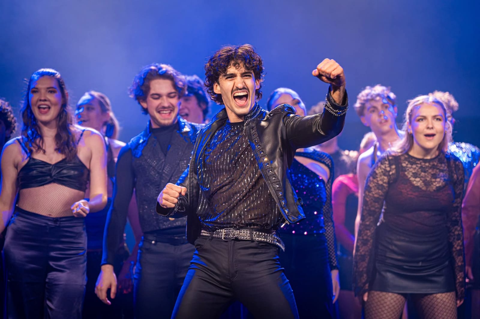 Review: KILLER QUEEN at Theatre On The Bay Image