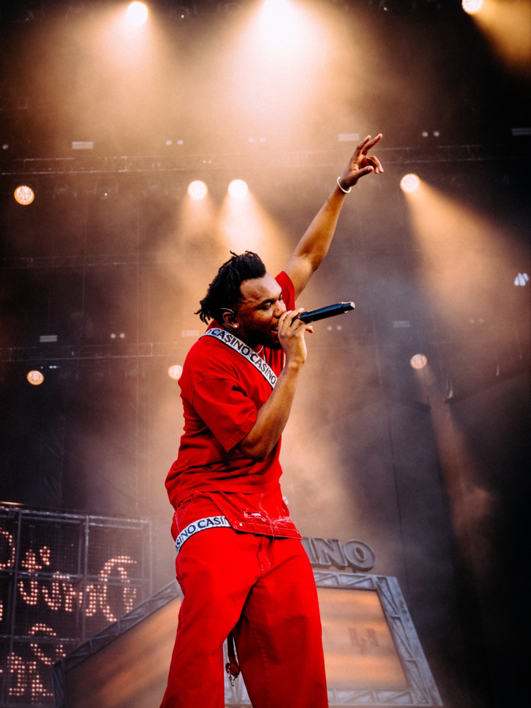 Review: Inside GOVERNOR'S BALL Day One at Flushing Meadows Corona Park Image