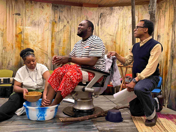 Photos: Inside Rehearsals for THE SWAMP DWELLERS at Utopia Theatre Image