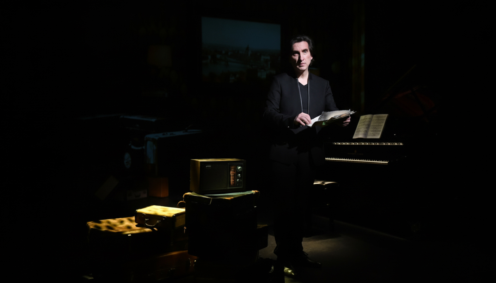 Photos: HERSHEY FELDER: THE PIANO & ME At South Coast Repertory Image