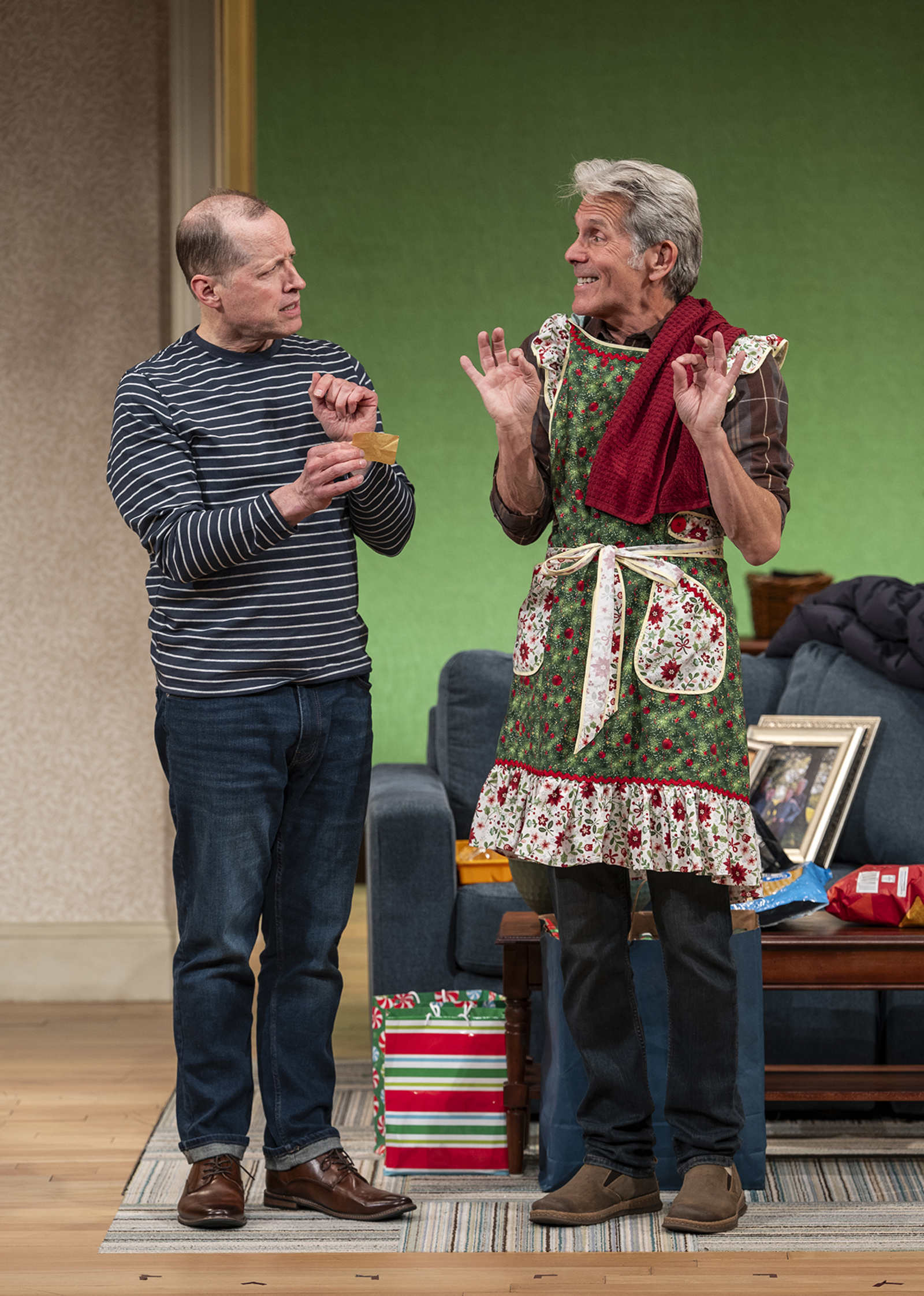 Photos: Gary Cole and More in CATCH AS CATCH CAN at Steppenwolf Theatre Company Image