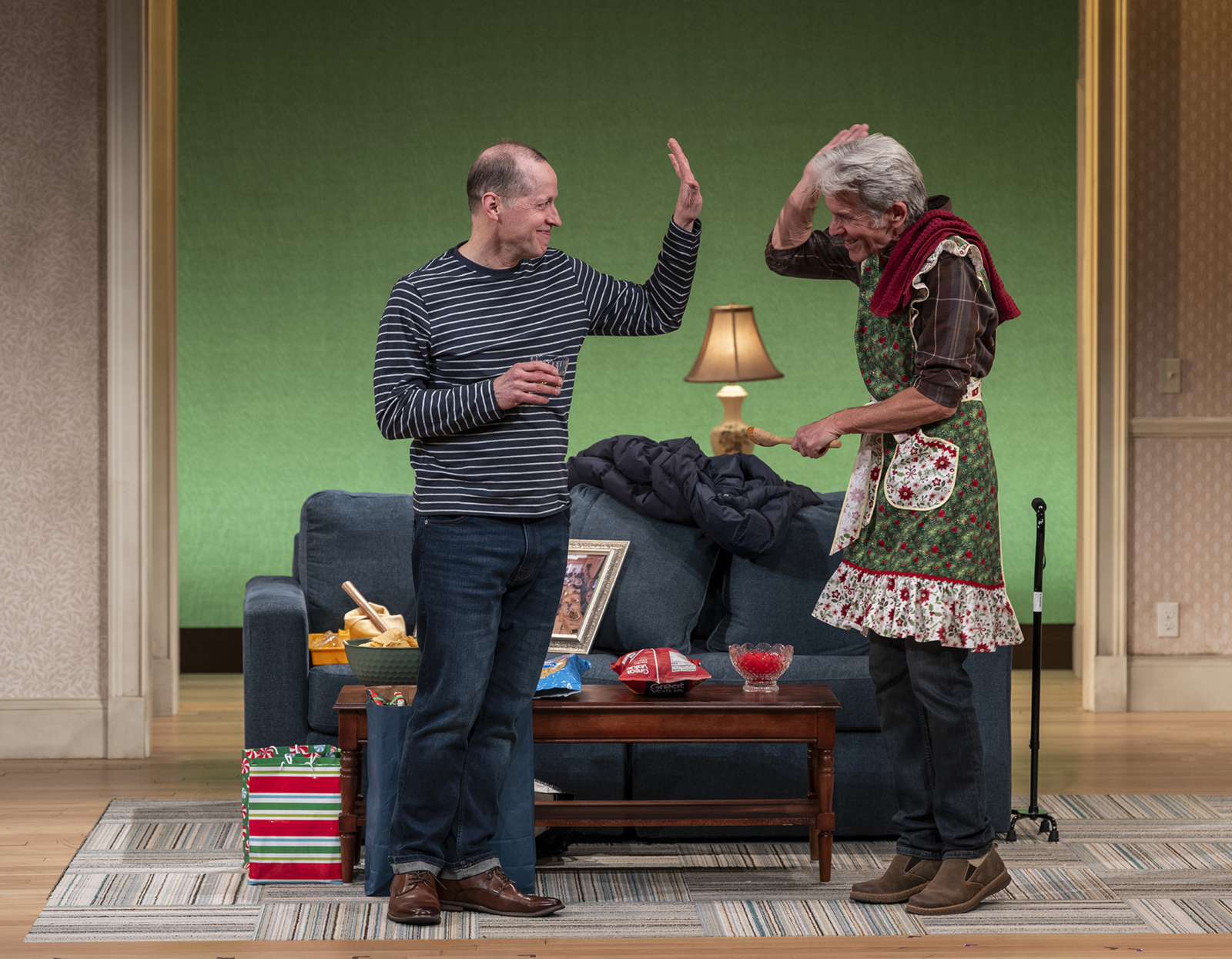 Photos: Gary Cole and More in CATCH AS CATCH CAN at Steppenwolf Theatre Company Image