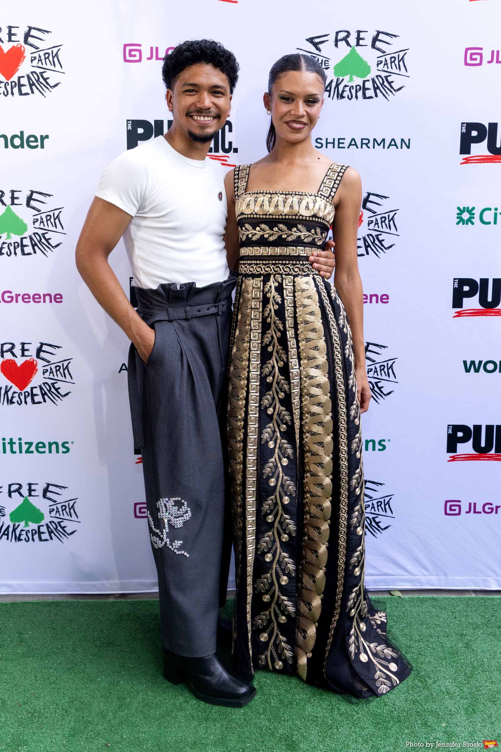 Photos: ROMEO & JULIET Opens From The Public Theater’s Shakespeare in the Park Image