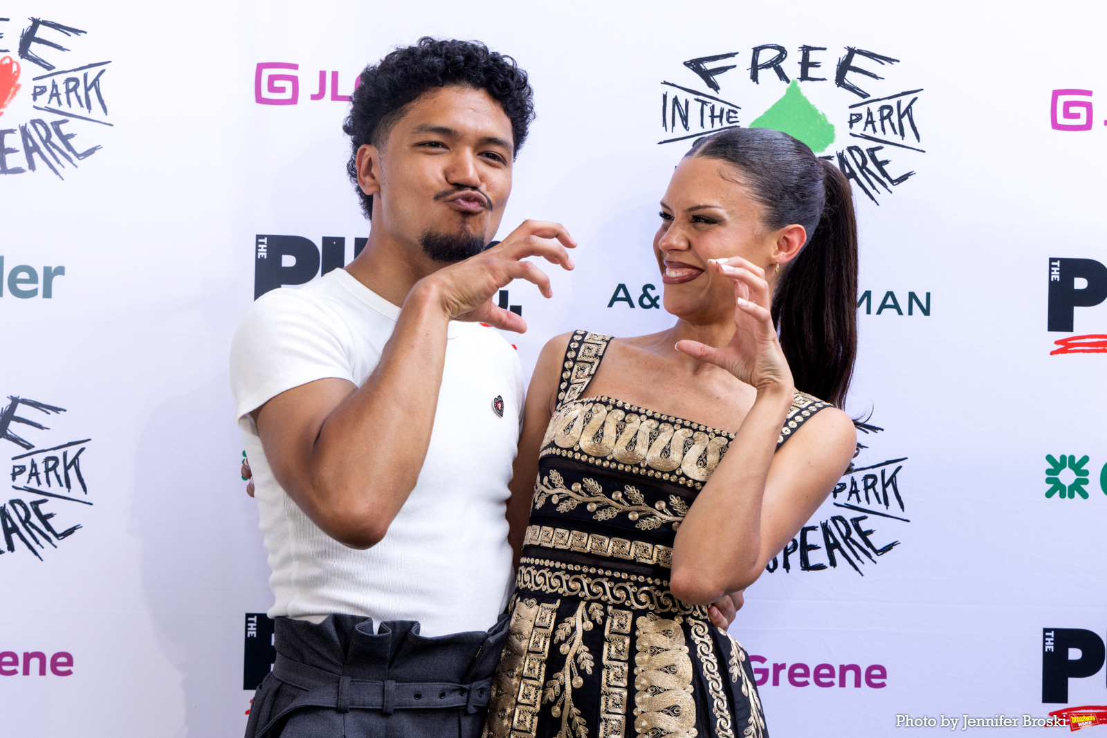 Photos: ROMEO & JULIET Opens From The Public Theater’s Shakespeare in the Park Image