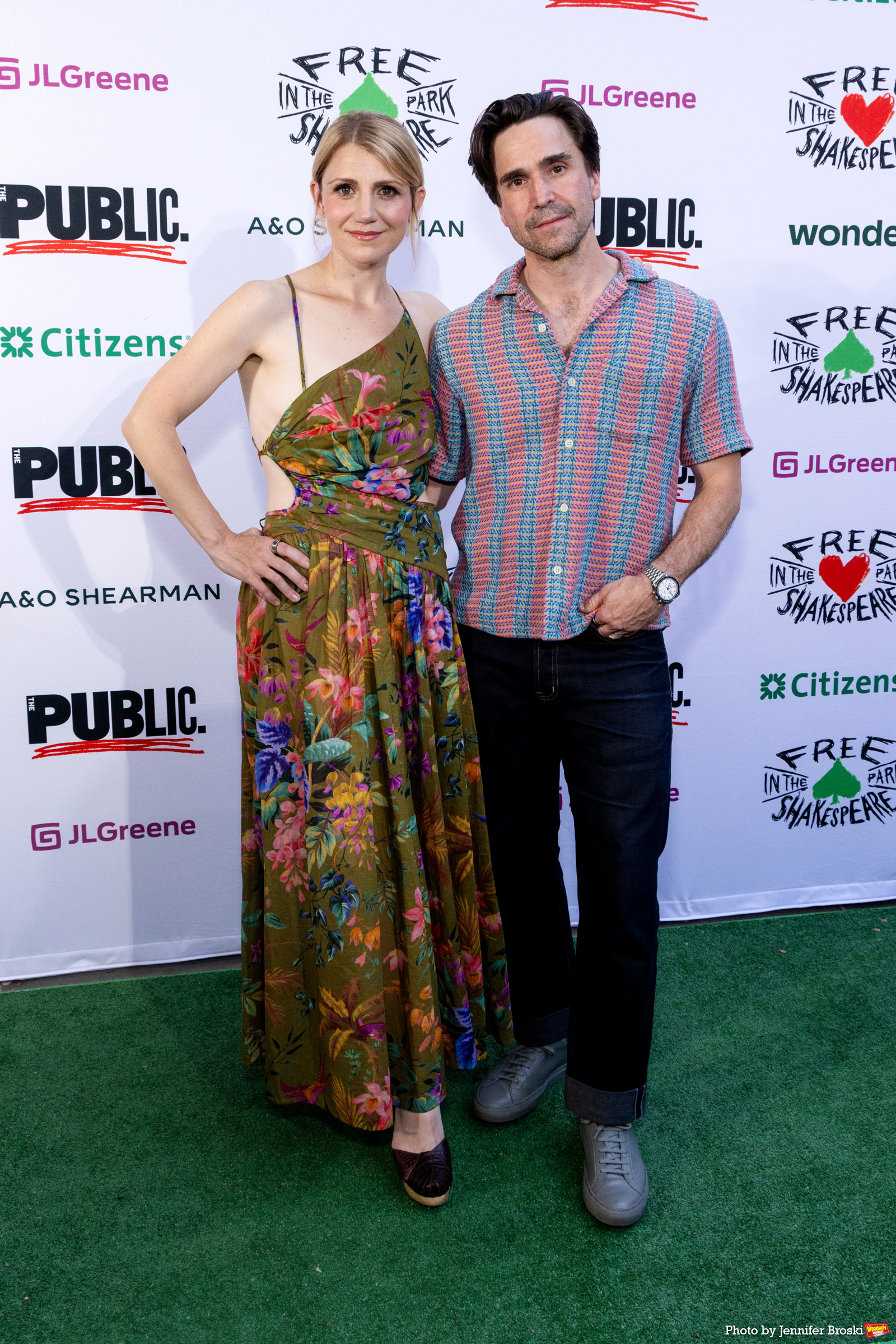 Photos: ROMEO & JULIET Opens From The Public Theater’s Shakespeare in the Park Image