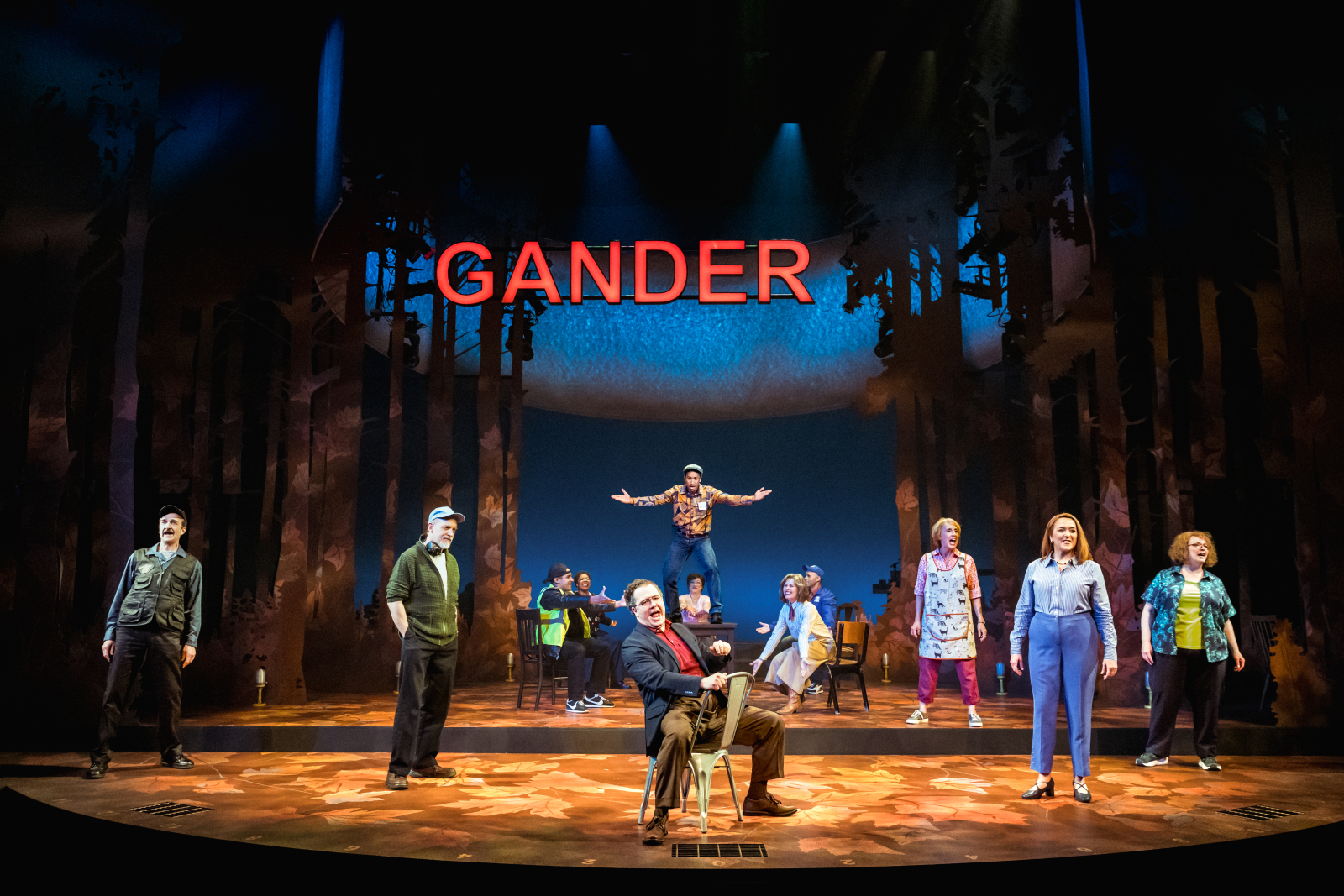 Review: COME FROM AWAY at Guthrie Theater Image