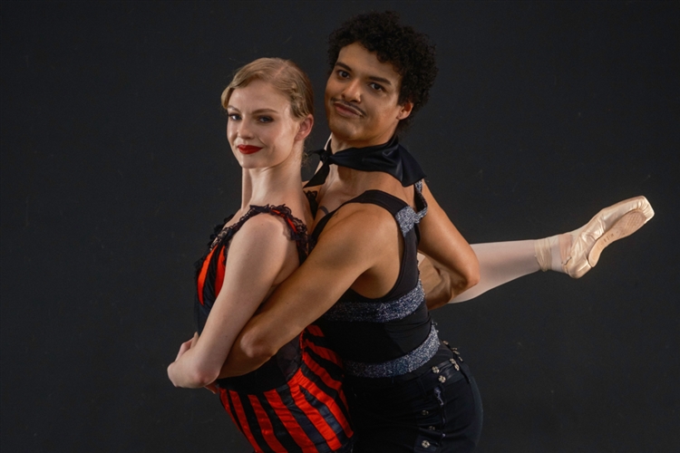 Review: ORPHEUS IN THE UNDERWORLD at Artscape Image