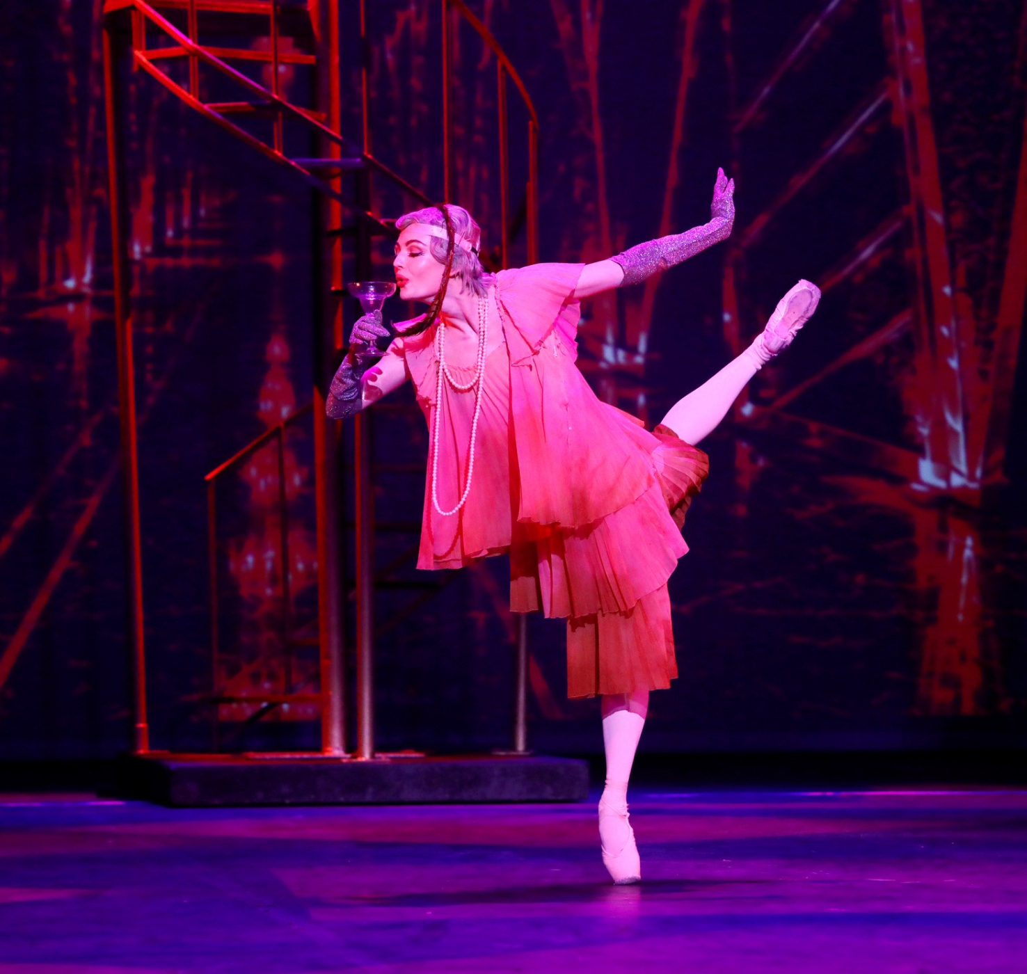 Review: ORPHEUS IN THE UNDERWORLD at Artscape Image