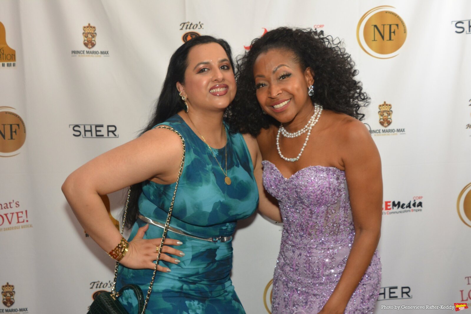 Photos: N'Kenge Foundation Hosts VIVA ITALIA Masquerade Gala Image