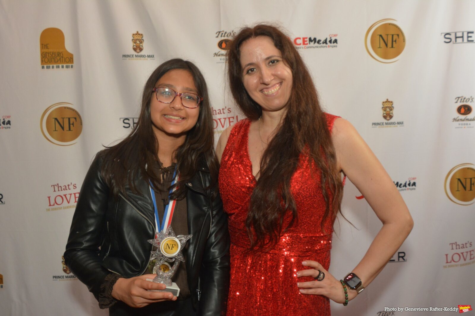 Photos: N'Kenge Foundation Hosts VIVA ITALIA Masquerade Gala Image