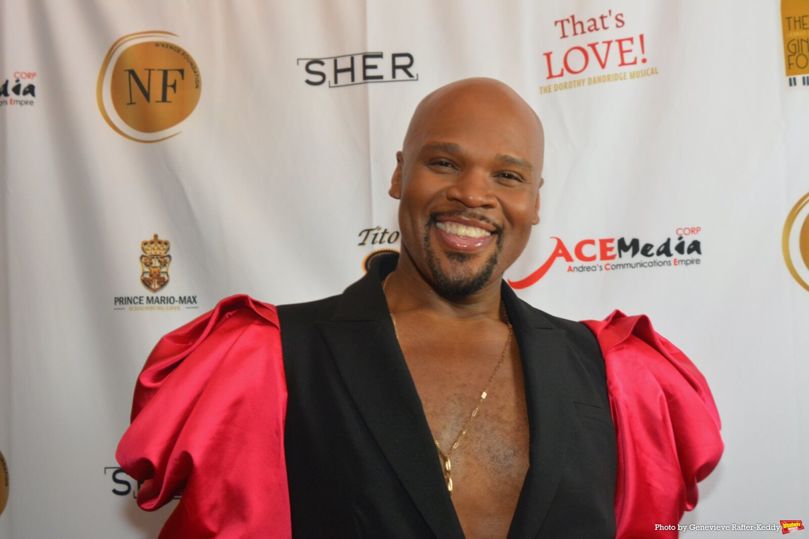 Photos: N'Kenge Foundation Hosts VIVA ITALIA Masquerade Gala Image