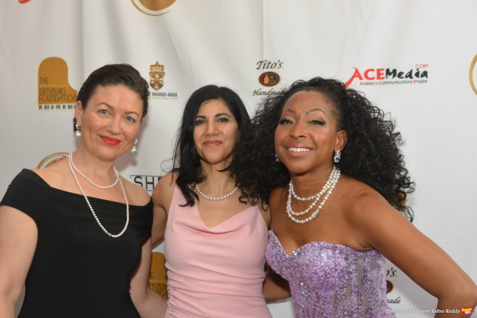 Photos: N'Kenge Foundation Hosts VIVA ITALIA Masquerade Gala Image