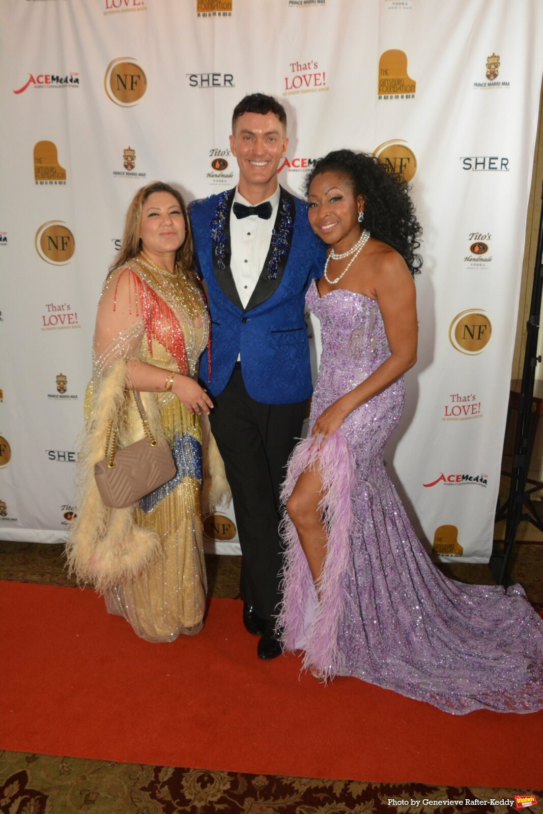 Photos: N'Kenge Foundation Hosts VIVA ITALIA Masquerade Gala Image
